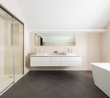Family-Friendly Bathroom